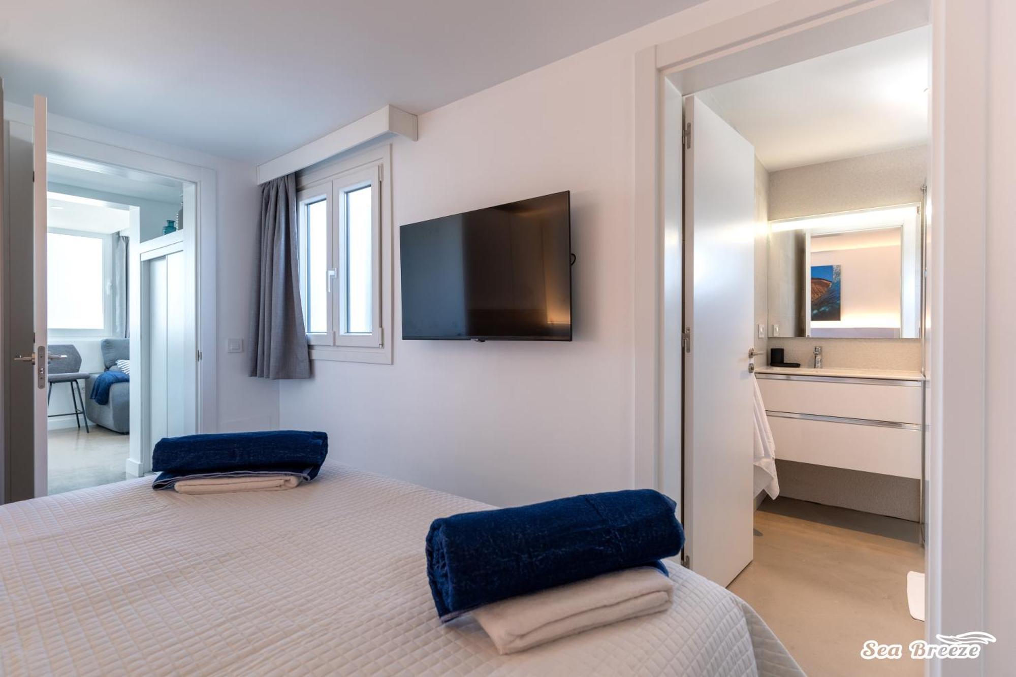 2 Apartments Sea Breeze Famara Exterior photo